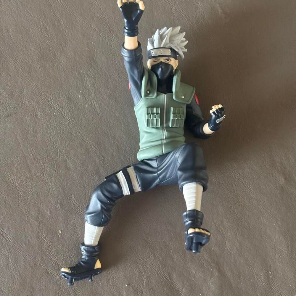 Naruto Kakashi Hatake action figure *READ*